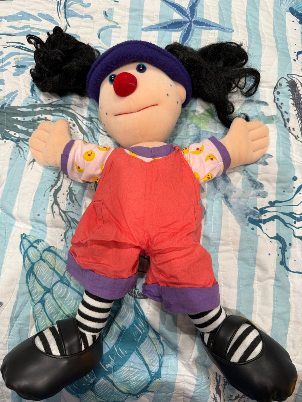 Plush Clown Doll in Red Outfit and Grey Fuzzy Puppet - Kids Toys - Picture 2 of 8